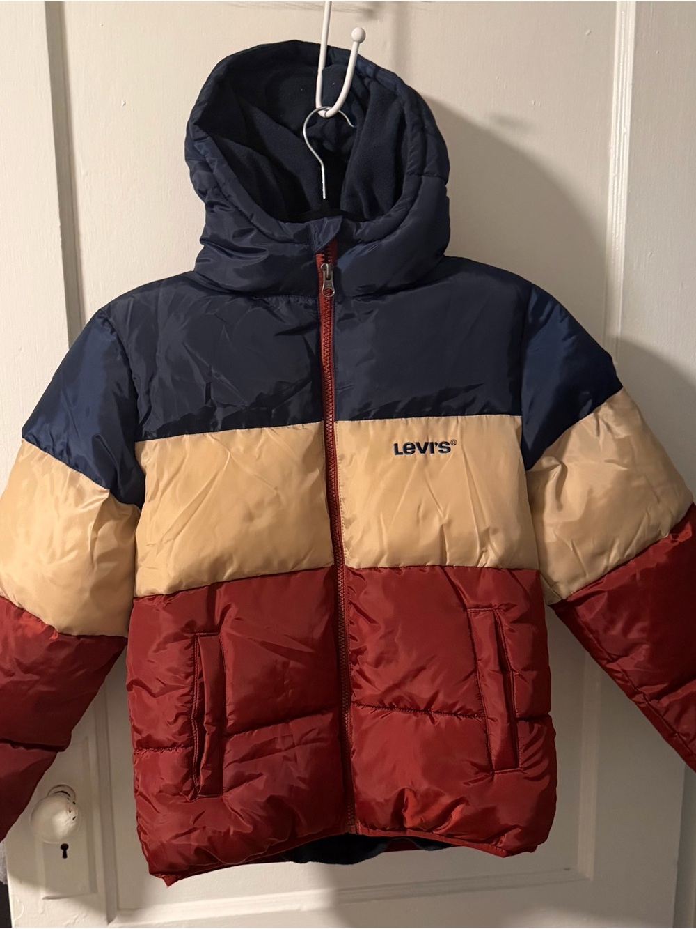 NWOT Levi's Boys Retro Colorblock Puffer Jacket Fried Brick M 10-12 Years